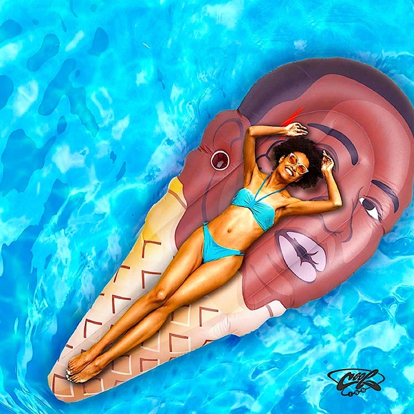 GUWOP Like New Pool Float